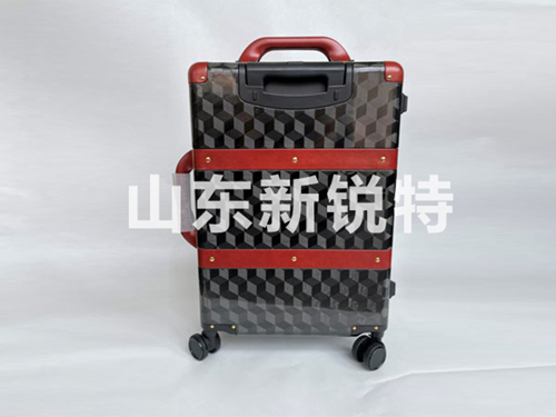 碳纖維制品生產(chǎn)，除了碳纖維自身還要考慮樹脂的應(yīng)用與性能
